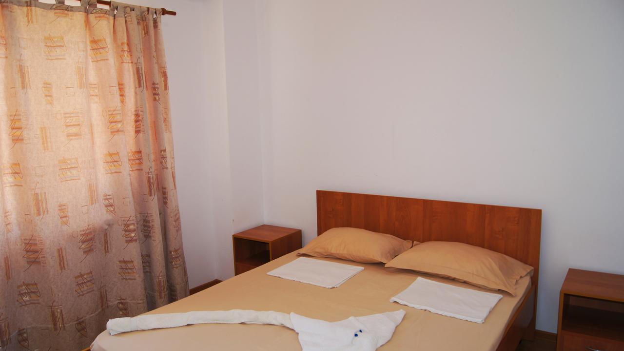Hotel Sharmat Pizunda Luaran gambar