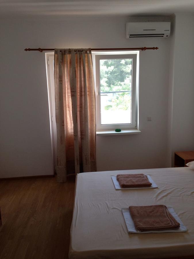 Hotel Sharmat Pizunda Luaran gambar